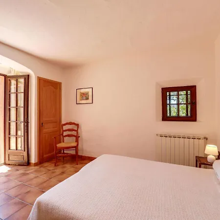 Holiday Clos De Messugues Casa de Férias *