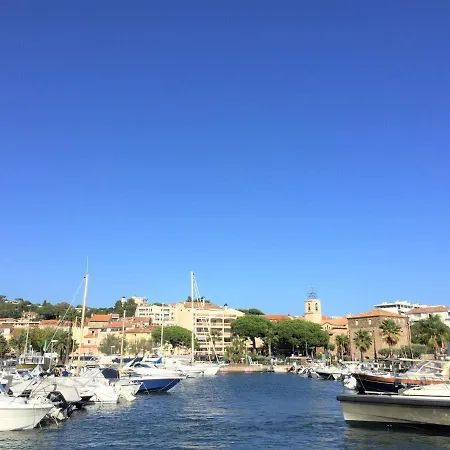 Holiday Clos De Messugues Casa de Férias Sainte-Maxime
